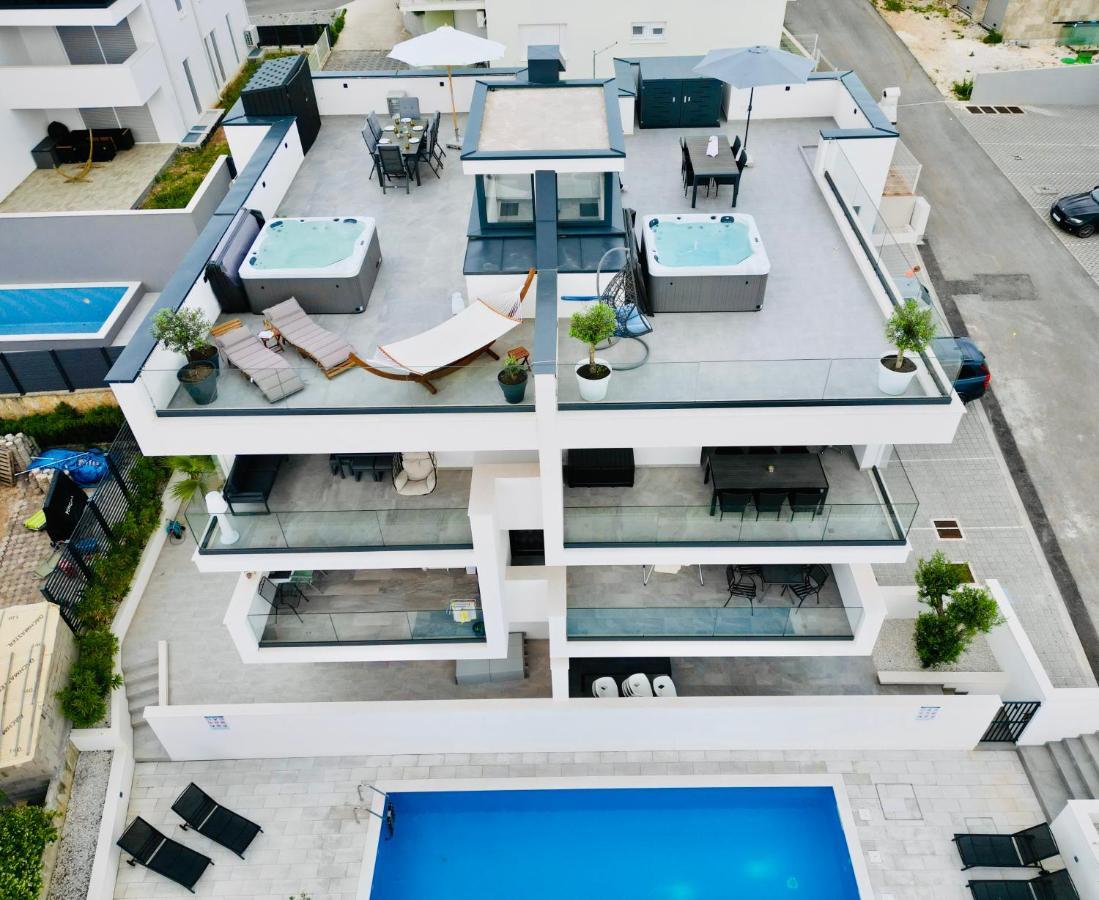 트로기르 Penthouse Maus 아파트 외부 사진